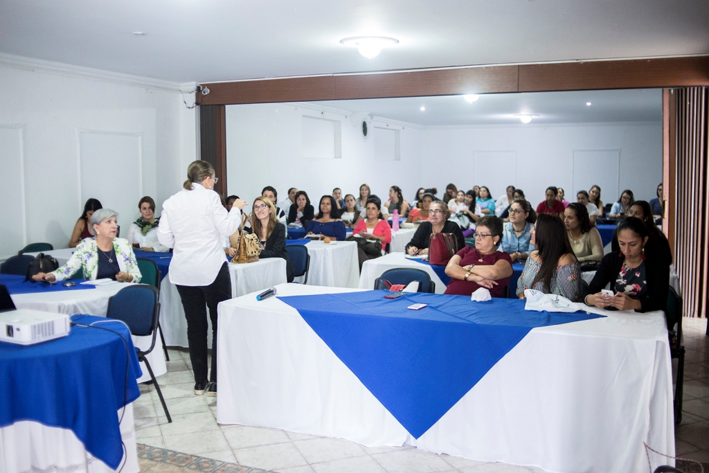 DOCENTES DE APOYO BASES CURRICULARES 1