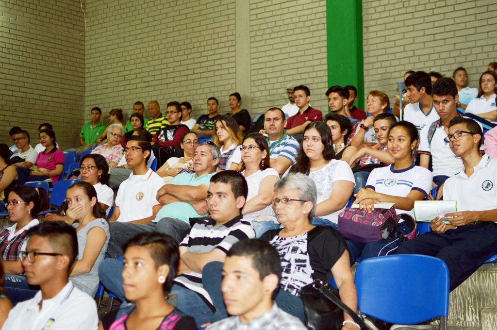 ESTUDIANTES EN CONVOCATORIA SER PILO PAGA